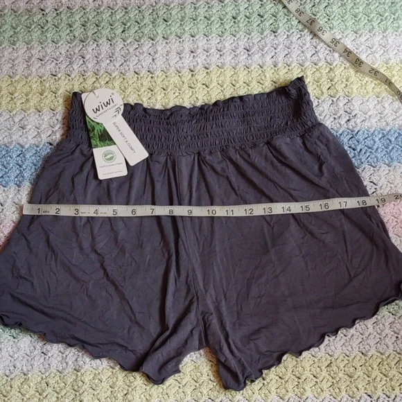 NWT WiWi Large Bamboo High Waist Grey Shorts - Picture 10 of 12